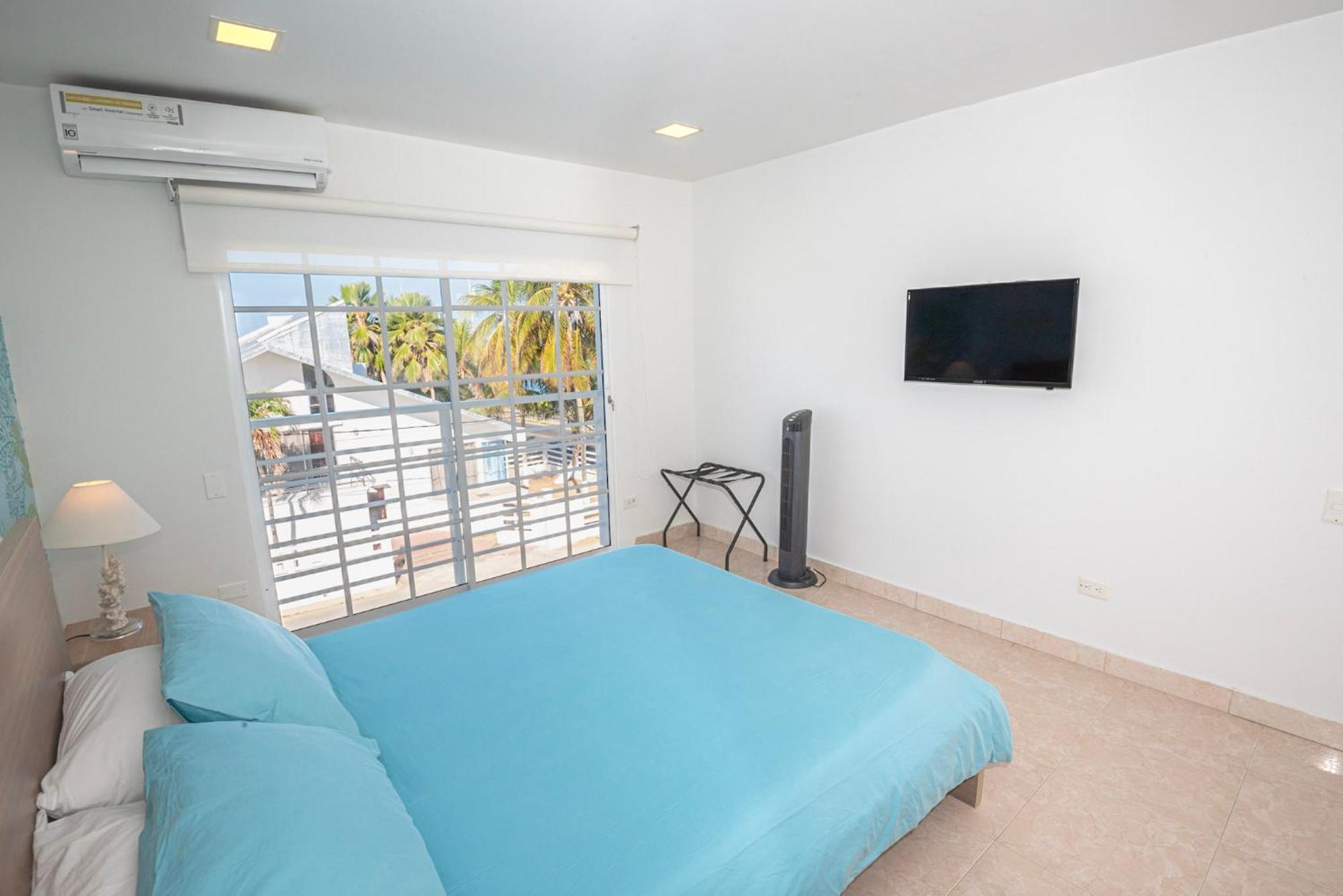 By The Sea Guest House San Andres  Exterior photo